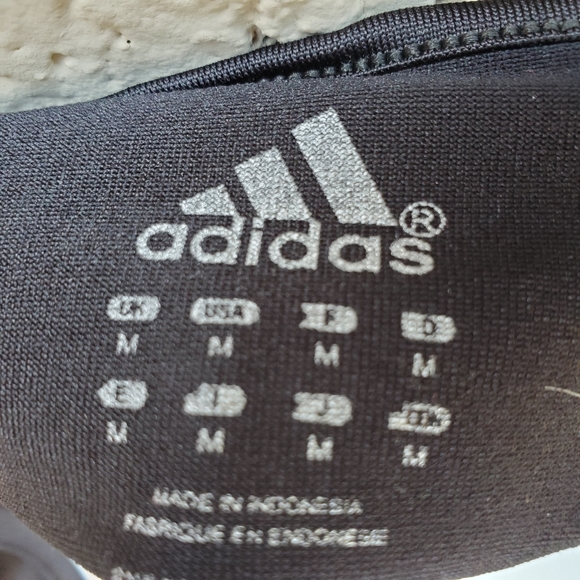 ADIDAS 3-Stripes Club TEE - Picture 6 of 6